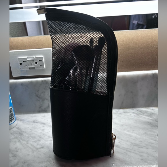 Black Travel Makeup Brush Holder Organizer Bag Zipper Pouch Portable Stand-Up - Picture 8 of 8